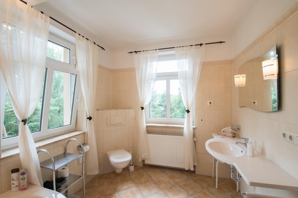 Villa Augustusberg Petrovice  Ngoại thất bức ảnh