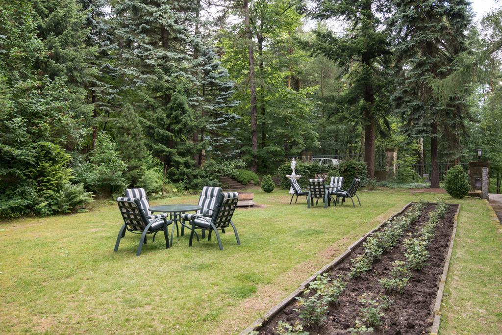 Villa Augustusberg Petrovice  Ngoại thất bức ảnh