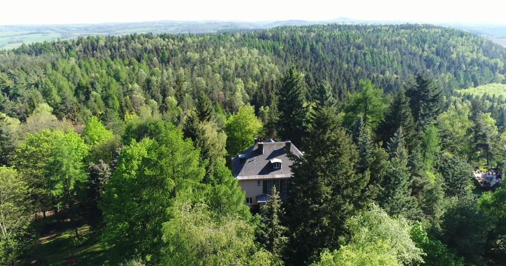 Villa Augustusberg Petrovice  Ngoại thất bức ảnh